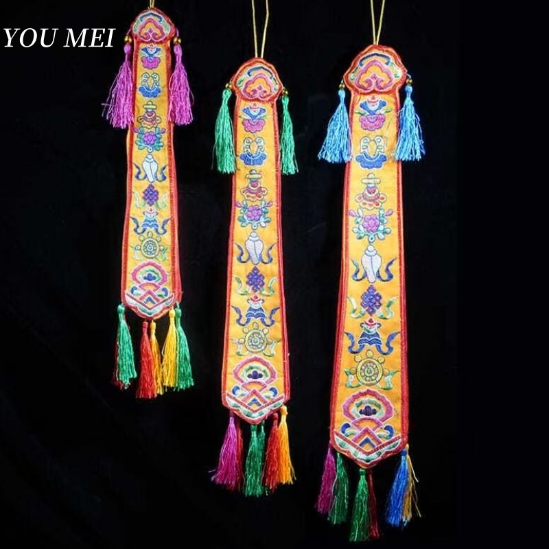 Embroidery Handicraft - Otto bandiere di buon auspicio fatte