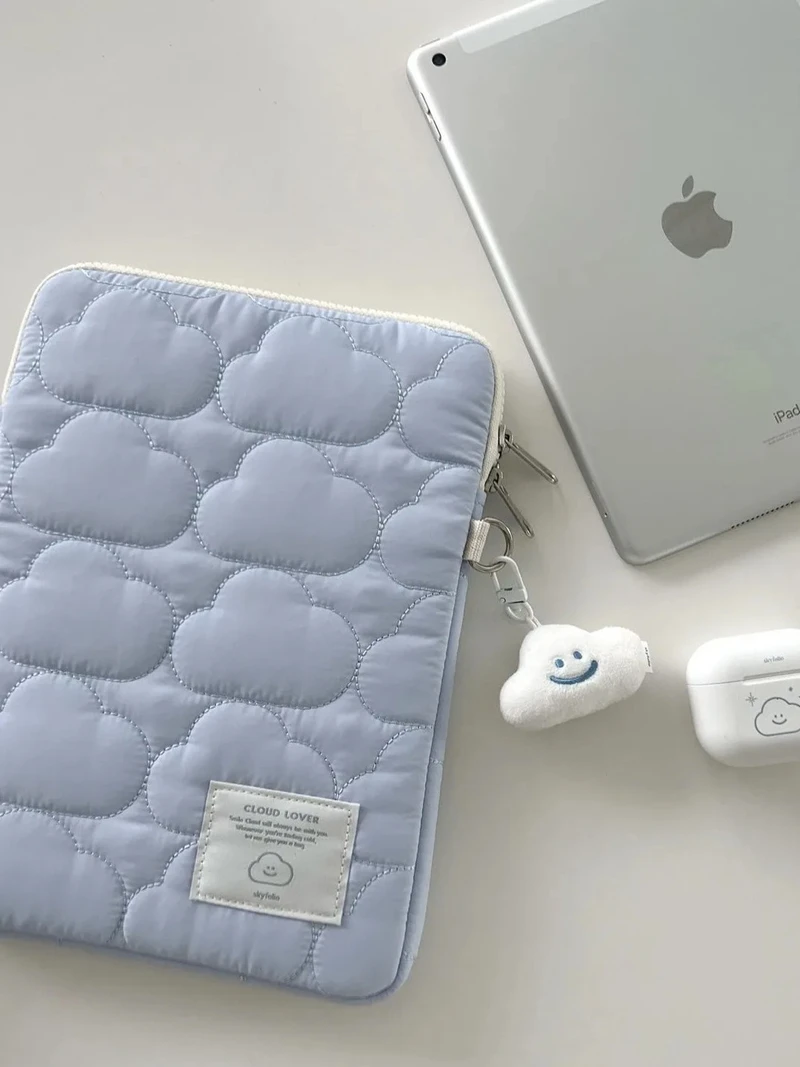 New Cloud Custodia per laptop  - Embroidery Journal Book recensione e prezzo