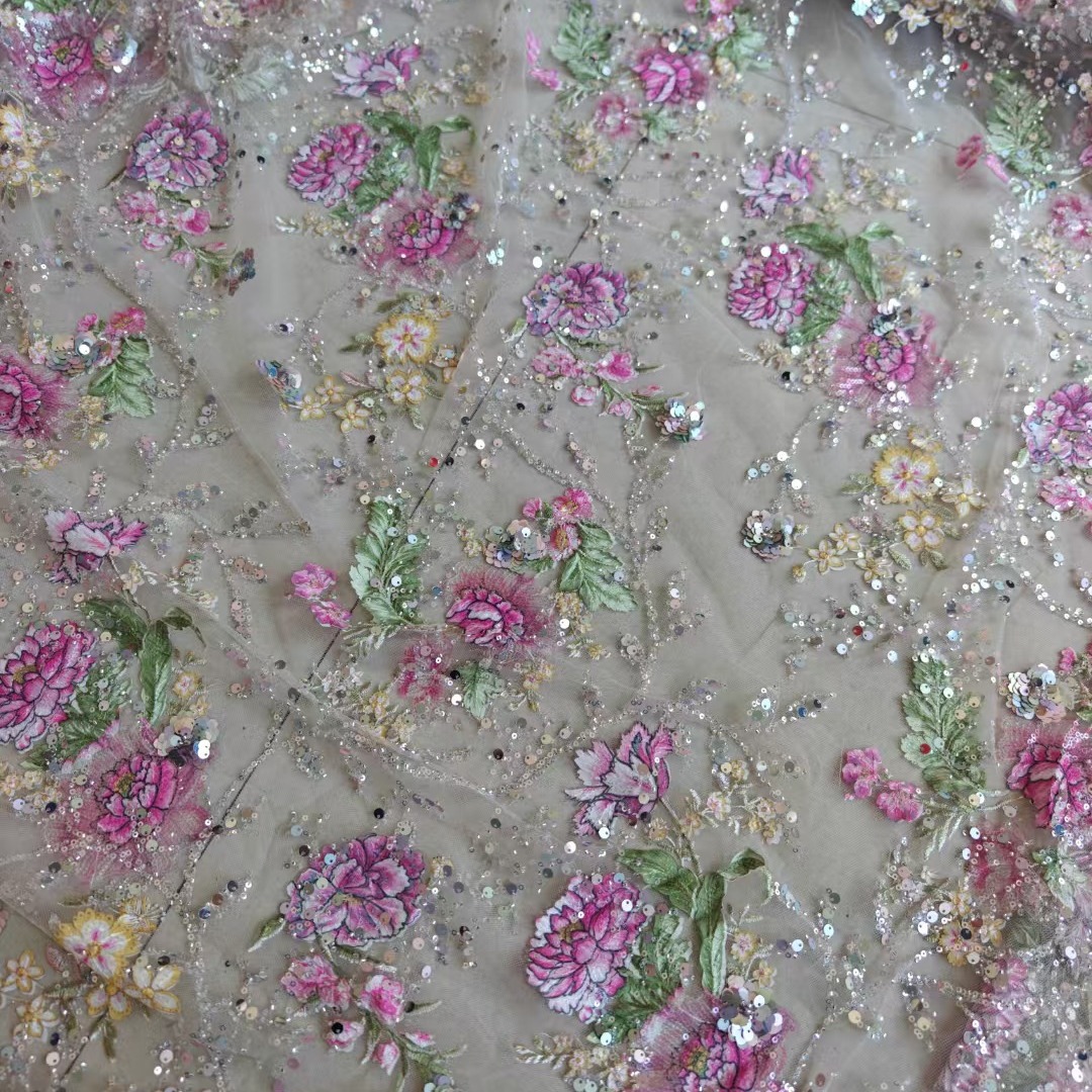 Tessuto in Pizzo di Lusso con  - Embroidery Web recensione e prezzo