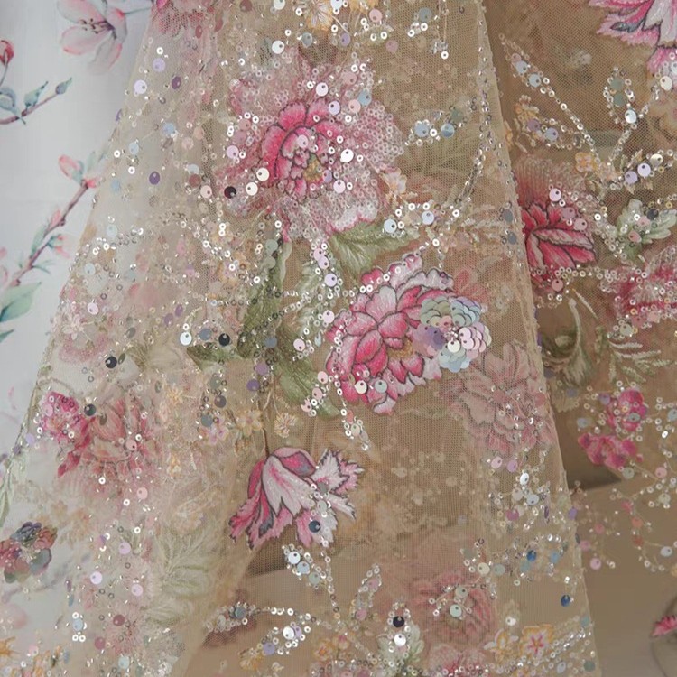Tessuto in Pizzo di Lusso con  - Embroidery Web recensione e prezzo